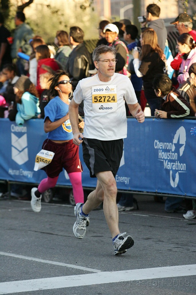 Houston ep5K 2009 1400.jpg - Keep the pace up, just a little longer!